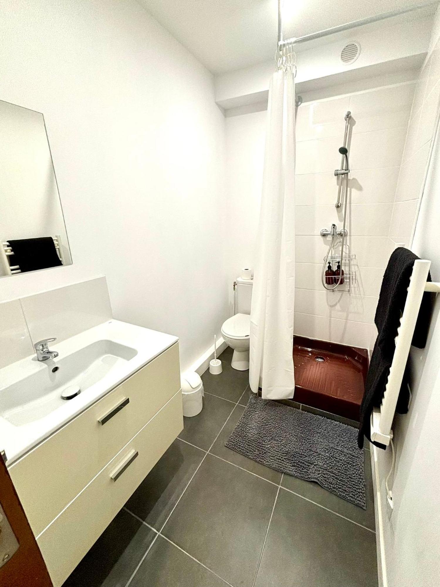 Grande Maison Tout Confort - 5 Chambres 5 Salles De Bain - Rer A - Paris - Disney Сен-Мор-де-Фоссе Экстерьер фото